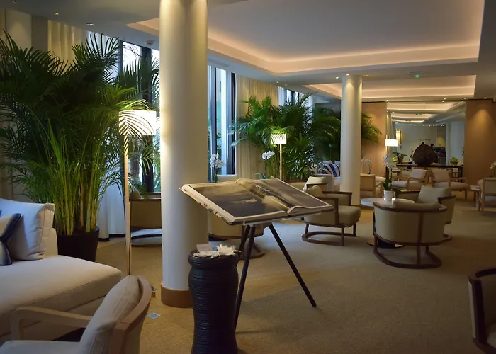 Five Seas By Inwood Hotels